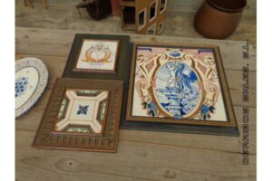 son azulejos de ceramica, recuperados