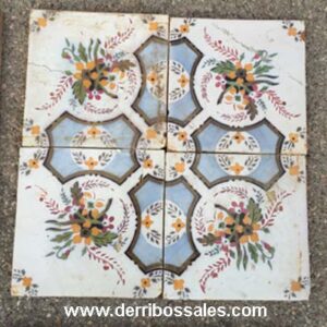 Azulejos de cerámica recuperados de derribo, de diversas épocas. Medidas 20 x 20 aprox. Azulejos antiguos. También disponibles cuadros de azulejos antiguos.