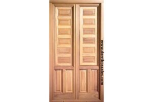 Balconera de madera maciza, con cierre embutido, para cristal tipo climalit, mayor grosor, junta de neopreno térmico para mayor estanqueidad acústico-térmica. Se realizan por encargo.