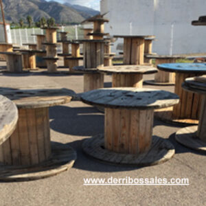 Bobinas de madera. Ideales como mesas tanto de interior como de exterior. Diametro desde 80 cm hasta 180 cm.