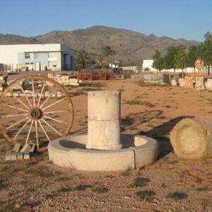 fuente de piedra antigua