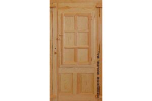 puerta de madera maciza, de calle. nueva