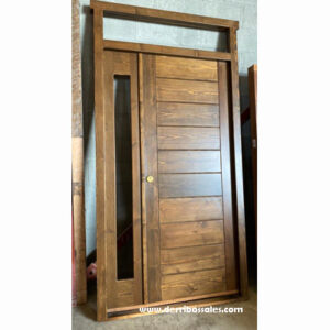 Puerta de madera maciza. Modelo: "Tabla Horizontal con fijo". Se confecciona por encargo. Consulte precios y plazo.