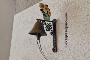 Campana con motivo de girasoles.