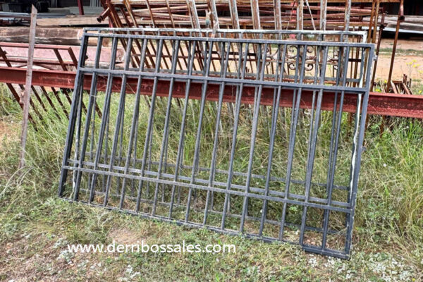 Rejas de barrotes, de segunda mano. Consulte medidas y disponibilidad.