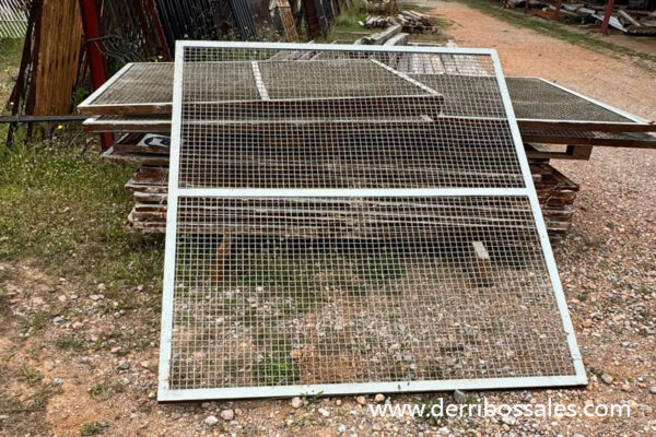 Rejas de malla, de segunda mano. Consulte medidas y disponibilidad.